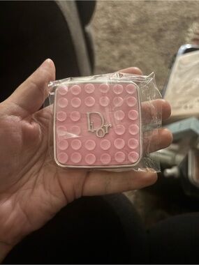 Dior Pink Raised Dot pop socket kinda thing limited edition ottobuddy